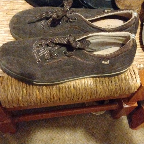 Shoes - Picture 8 of 8